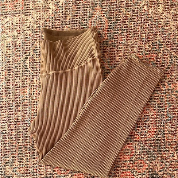 Good American Ribbed leggings - Picture 10 of 10